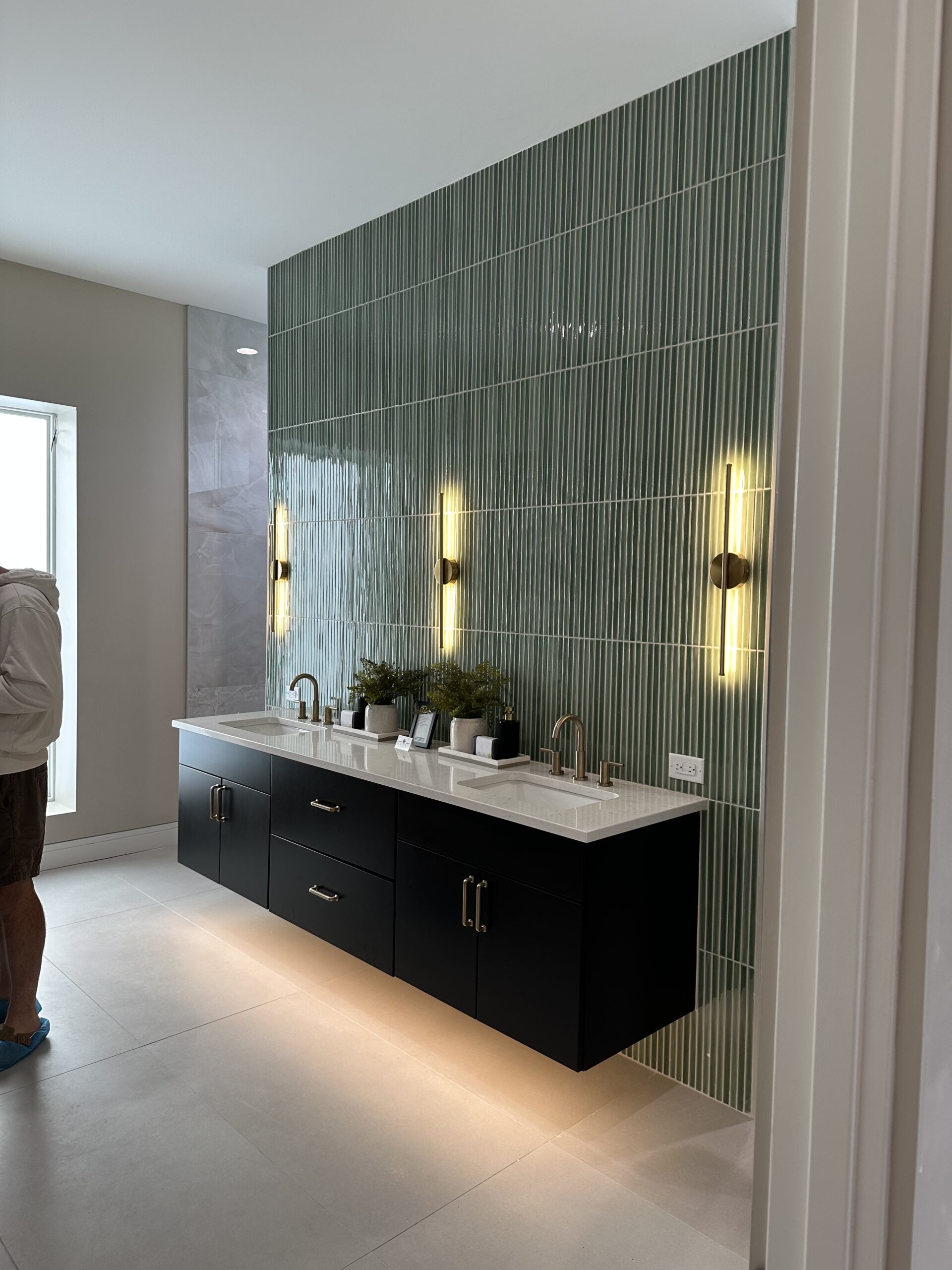 Residential bathroom vanity and accent lighting by Cruiser Electric